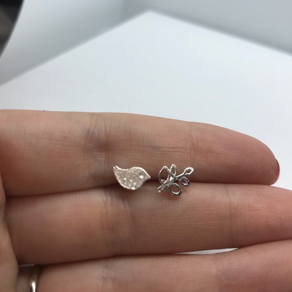 Sterling Silver 925 Stud Earrings - Picture 2 of 3